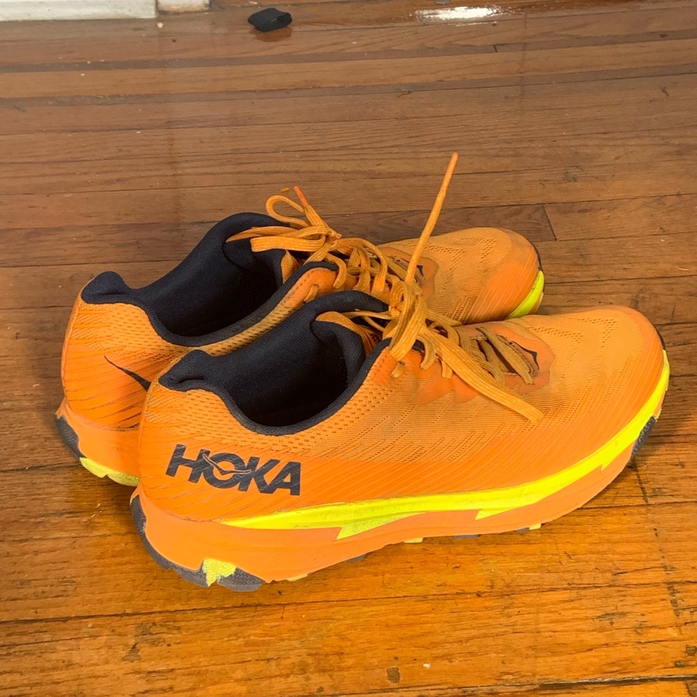 HOKA TORRENT TWO SIZE 12 MENS RUNNING SHOES
